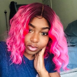 Meet your Posher, Miaa